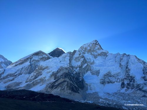 बढ्यो आरोहण रोयल्टी, सगरमाथा चढ्न अब १५ हजार डलर