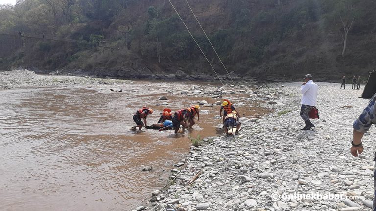 दरौदी नदीमा सशस्त्रको विपदको उद्धार नमूना अभ्यास