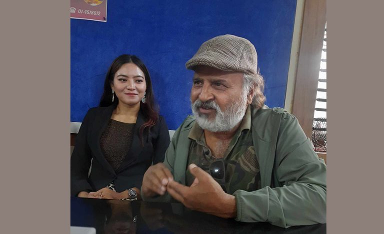 प्रकाश घिमिरेको कटाक्ष : अहिलेका कलाकारले पर्सेन्टेजमा काम गरेर जुवा खेले