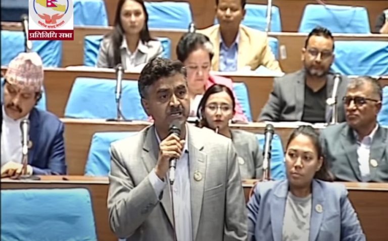सांसद गैरेको प्रश्न  : आत्महत्यालाई प्रोत्साहन गर्ने मान्छे मन्त्री भइरहन मिल्छ ?