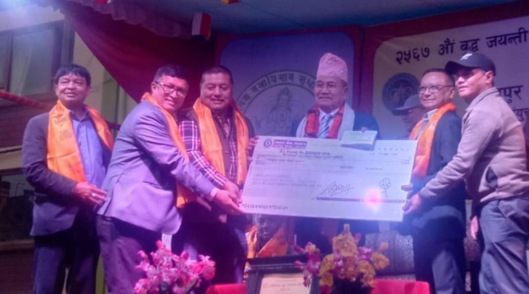ललितपुर महानगरले दियो अक्षय कोष स्थापना गर्न दुई संस्थालाई ७५ लाख
