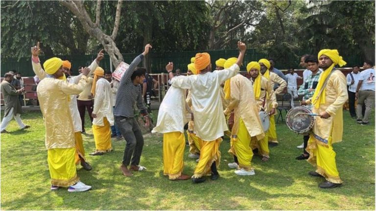 कर्नाटकमा कांग्रेसलाई बहुमतको संकेत