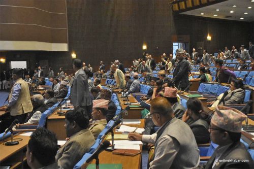 संसद बैठकमा विपक्षीको अवरोध कायमै