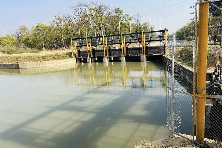 रानीजमरा कुलरिया सिंचाइ आयोजनाको मूल नहरमा छाडियो पानी