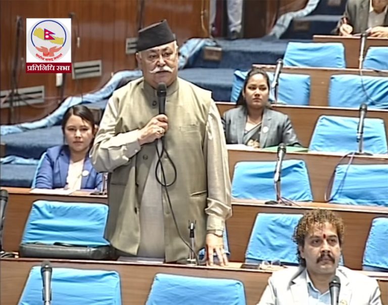 ‘४३ जनाले एमबीबीएस पास गरे, ४१ जनाले विदेश जान आवेदन दिए’