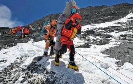 डेथ जोनबाट मलेसियन पर्वतारोही बचाएर गेल्जेले गरेको ‘चमत्कार’