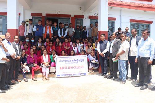 शिक्षा विकासमा नेपाल विद्यालय कर्मचारी परिषद् गुल्मीको धर्ना