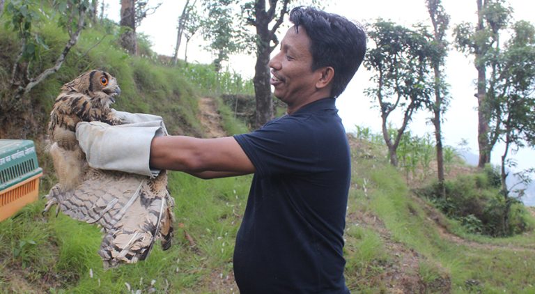 अवैध रुपमा घरमा राखिएको हुचिललाई बासस्थानमै छोडियो