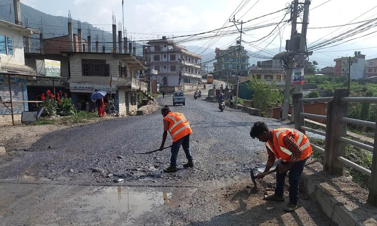 जोरपाटी–सुन्दरीजल सडक ठेक्काको ८ वर्षपछि कालोपत्रे तयारी