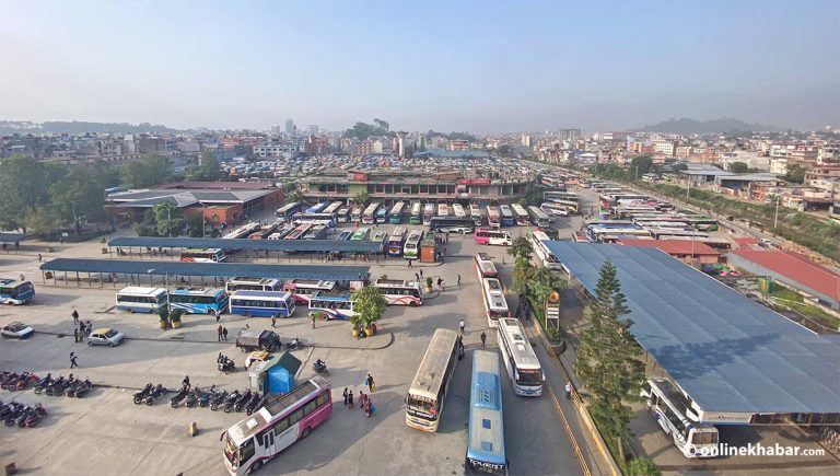 आज साँझदेखि काठमाडौंबाट यात्रु बस चल्न दिने तयारी