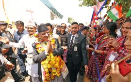 इन्दोर पुगे प्रधानमन्त्री प्रचण्ड