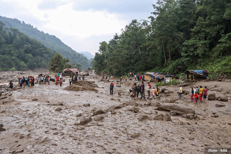 बाढीपहिरोमा मृत्यु भएकाको परिवारलाई कोशी सरकारले १ लाख राहत दिने