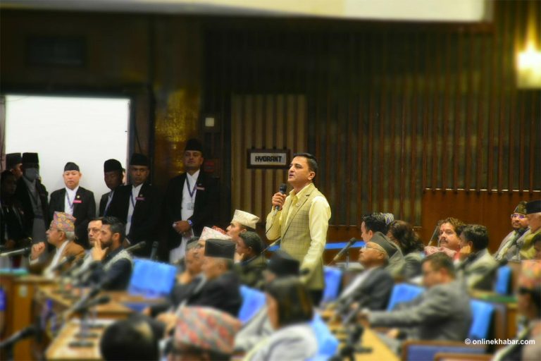 गिरीबन्धुबारे कांग्रेसलाई एमालेको प्रश्न : कानुन बनाउँदा किन कुनै संशोधन प्रस्ताव गरिएन ?