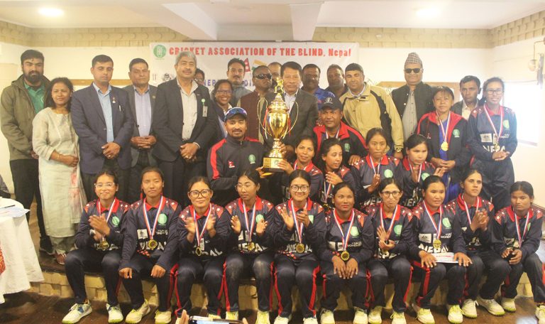 दृष्टिविहीन महिला क्रिकेट टोली नगदसहित सम्मानित