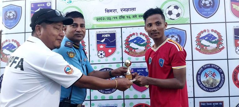 दोस्रो रामनारायण मिश्र फुटबल प्रतियोगिता : रौतहट र सिराहा सेमिफाइनलमा प्रवेश