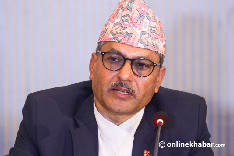 गभर्नर सिफारिस समितिको सदस्यमा महाप्रसाद अधिकारी