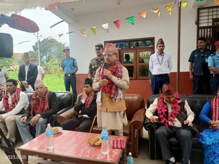 जनतासँग गरेका बाचा ५ वर्षभित्र पूरा गछौं :  उपप्रधानमन्त्री खड्का
