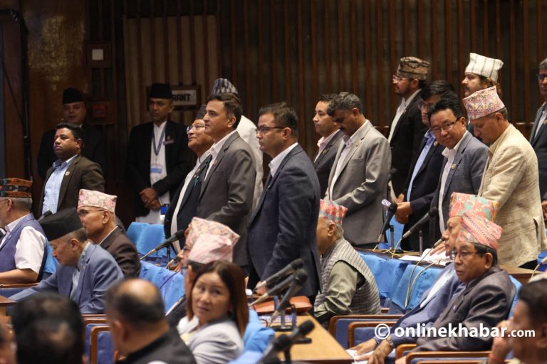 उच्चस्तरीय छानबिन समिति गठन गर्न सरकार तयार नभएको भन्दै एमालेले गर्‍यो संसद अवरोध