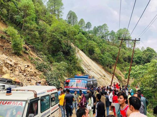 बसमा करेन्ट प्रवाह हुँदा घाइते युवकको मृत्यु, मृतक संख्या ३ पुग्यो