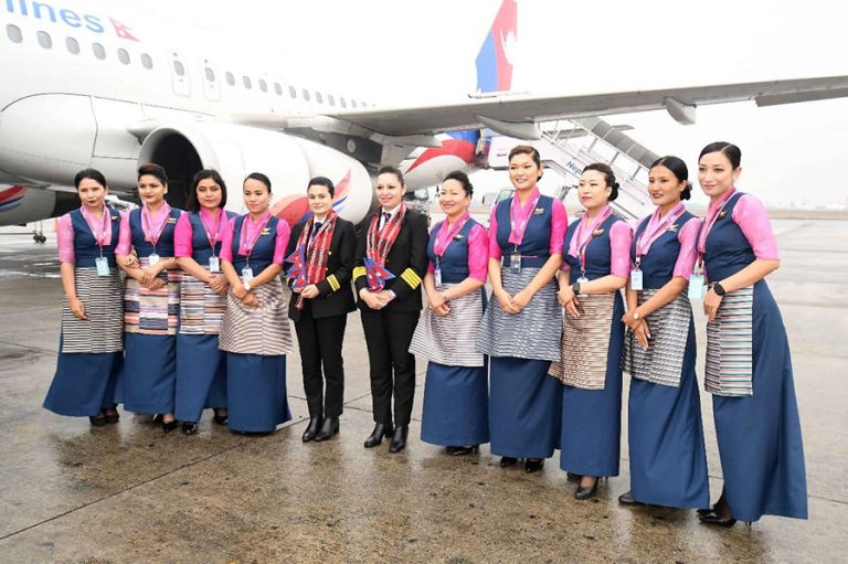 नेपाल एयरलाइन्समा एकैपटक ३० एयरहोस्टेस माग, ड्रेस लगाउँदा ट्याटु देखिन नहुने