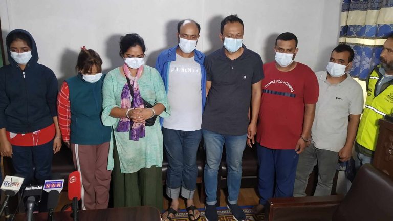 ७ बंगलादेशी नागरिक काठमाडौंमा बन्धक, प्रहरीले गर्‍यो उद्दार