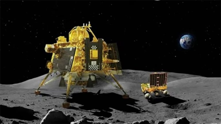 भारतको चन्द्रयान ३ आज चन्द्रमाको सतहमा अवतरण गर्दै