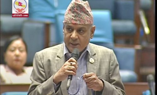 कांग्रेस पदाधिकारी बैठकमा प्रमुख सचेतक घिमिरेको चर्को आलोचना, संसदमै माफी माग्न सुझाव