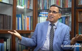 हतारमा होइन, विचार पुर्‍याएर सरकार अघि बढोस् : संविधानविद् अधिकारी