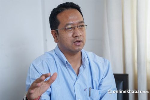 डेंगुको ‘चेतावनी समय’ : यी अवस्थामा तुरुन्तै अस्पताल जान डा.पुनको सुझाव 