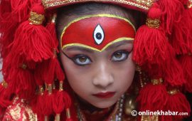वसन्तपुरमा जीवित देवी कुमारीको सामूहिक पूजा (तस्वीरहरू)