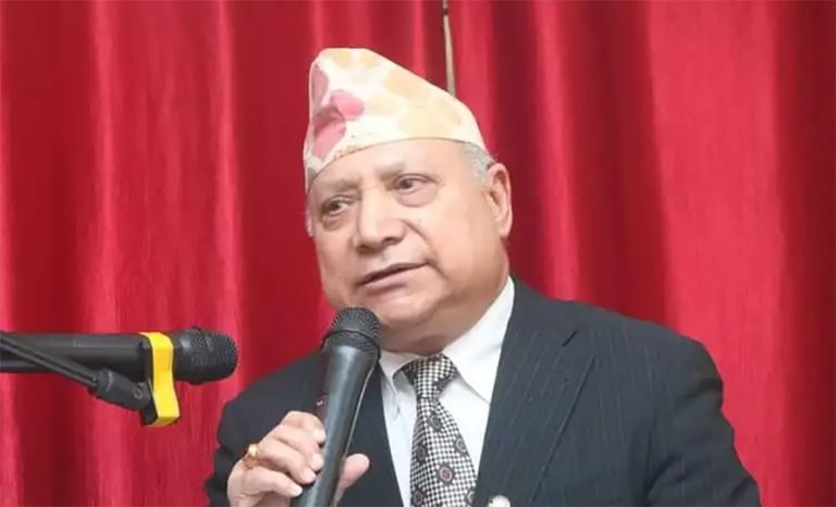 विशेषको फैसला त्रुटिपूर्ण दाबी गर्दै भ्रष्टाचारमा दोषी ठहर भएका पूर्वमन्त्री श्रेष्ठ पुगे सर्वोच्च