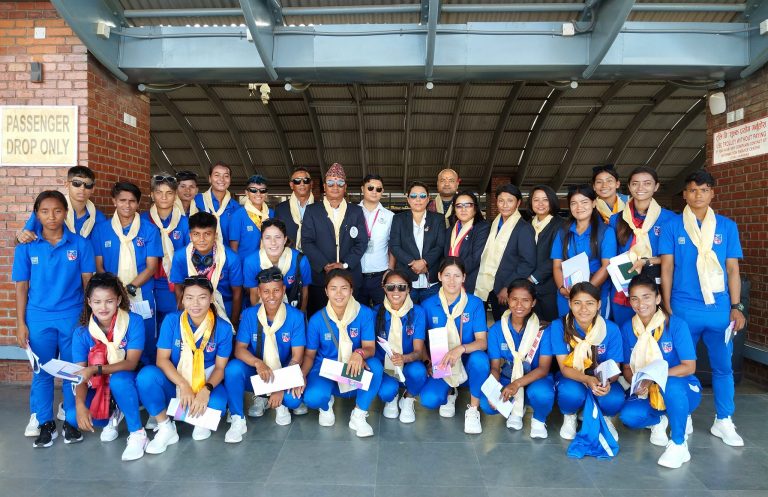 एसियन गेम्समा सहभागी हुन नेपाली महिला फुटबल टोली चीन प्रस्थान