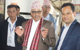 राष्ट्र बैंकले थाल्यो १० र २५ ग्रामका चाँदीका सिक्काको बिक्री