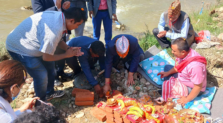 नख्खुखोला पुलको शिलान्यास