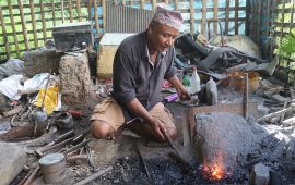 आरन चलाउन कोइला पाउनै मुस्किल