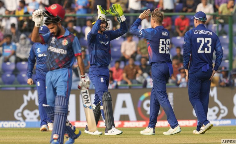 विश्वकप क्रिकेटमा अफगानिस्तानले दियो इंग्ल्याण्डलाई २८५ रनको लक्ष्य
