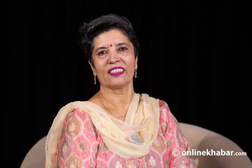 महिलाको आवाज सुनौं, किस्तीमा कैंचीमात्रै नबोकाऔं