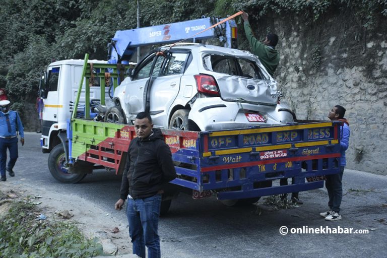 उद्धारमा ढिलाइ हुँदा सडकमै गुम्छ यात्रुको ज्यान