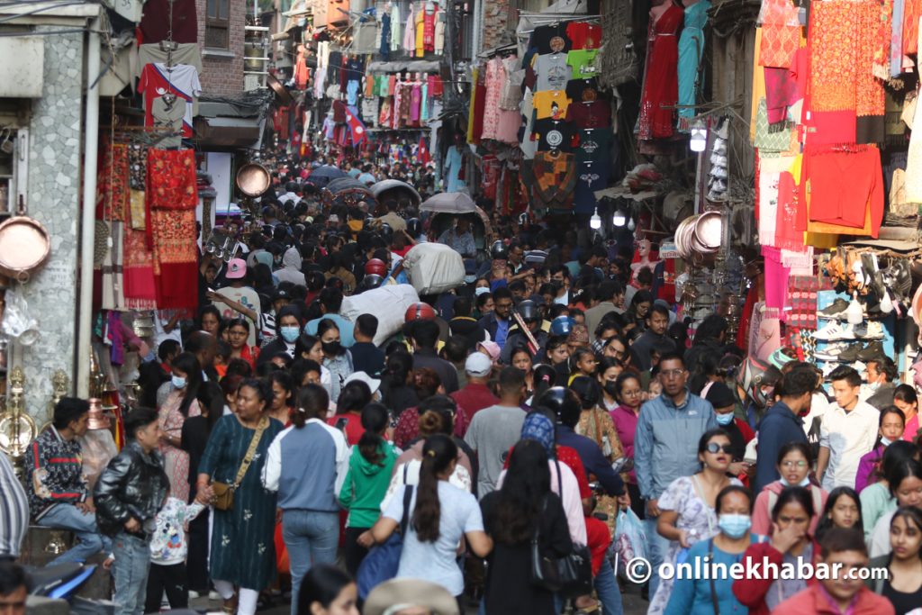 असन क्षेत्रमा किनमेल गर्नेको घुइँचो (तस्वीरहरू)