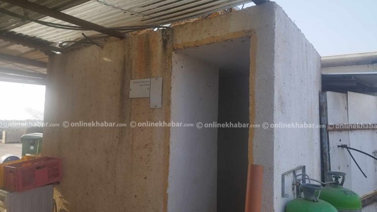 इजरायलमा नेपाली बंकरमै, काठमाडौंमा सरकार अलमलमै