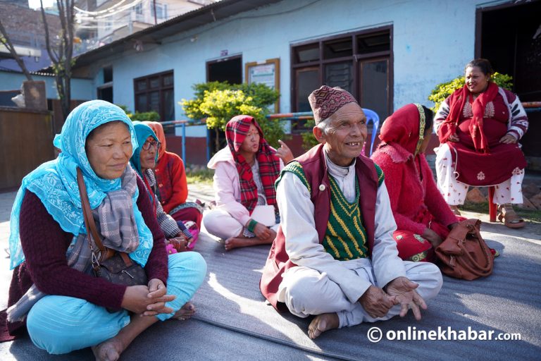 भिड जम्मा गर्न लघुवित्त र बैंकको ब्याज मिनाहाको प्रलोभन