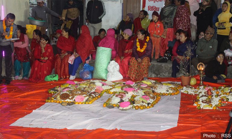 गोरखामा मनाइयो मकै सुकाउने पर्व