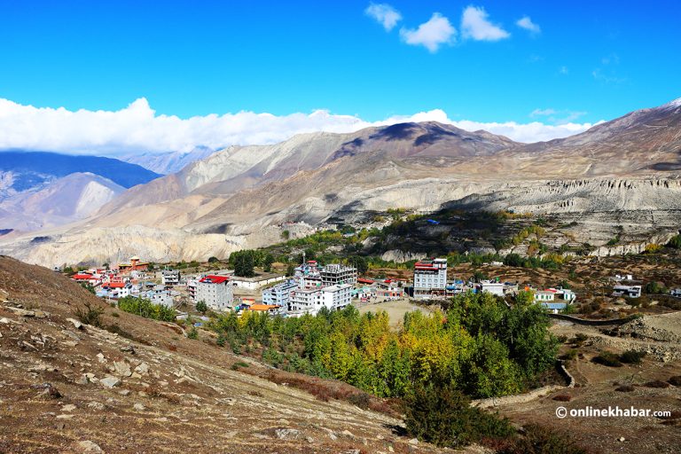 दुई महिनापछि बल्ल खुले मुस्ताङका स्कुल