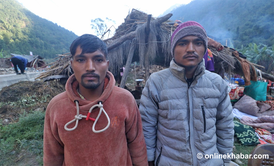 मान्छे चिच्याएको आवाज सुन्दै ढुंगा माटो पन्छाएर उद्धार