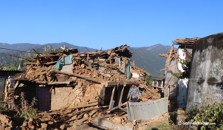 लुम्बिनी प्रदेशले भूकम्प प्रभावित क्षेत्रमा पठायो २५ चिकित्सक