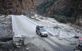 पहिरोका कारण जोमसोम–कोरला सडक अवरुद्ध