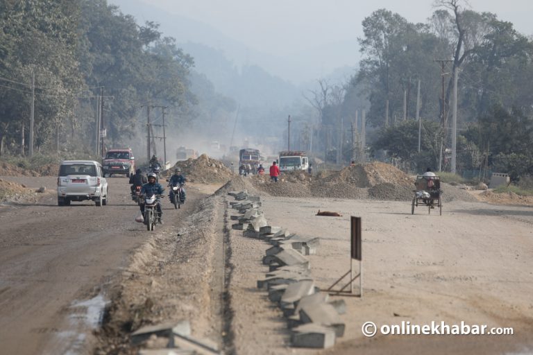 कालोसूचीमा नयाँ रेकर्ड, एकै वर्ष २३४ ठेकेदार प्रतिबन्धमा