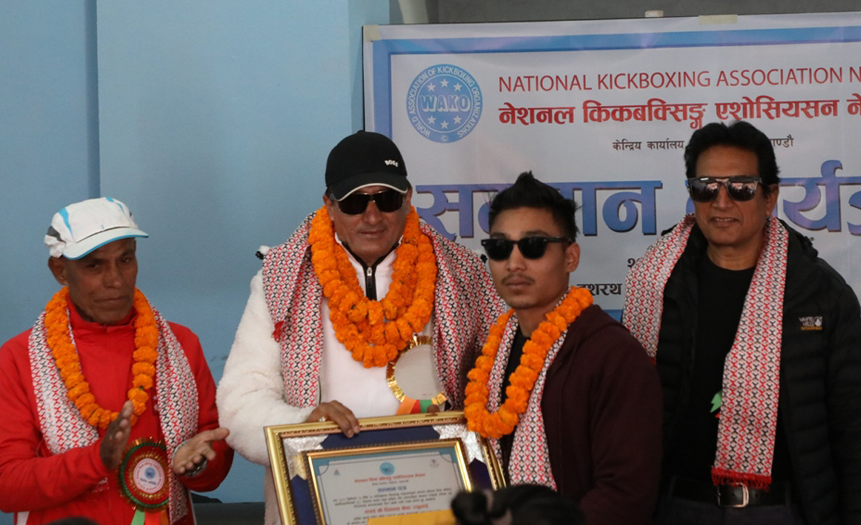 तीन खेलाडी सम्मानित
