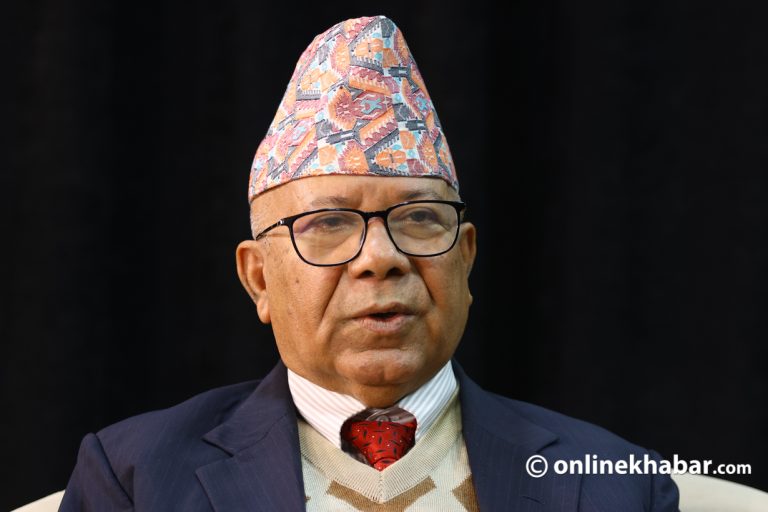 माधव नेपाल भन्छन्- वामदेवसँग कुरा मिल्छ, भीम रावलको फोन उठेको छैन