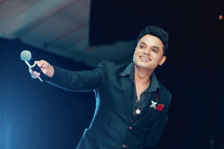 गीत गाएर भन्दा स्टाटस लेखेर हिट हुनी दिन आइसक्यो : पशुपति शर्मा